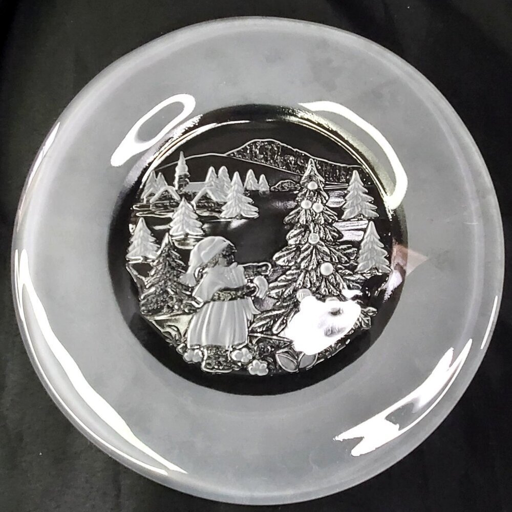 Vintage Mikasa‎ Holiday Christmas Story Frosted Glass Bon Bon Plate 9 inch